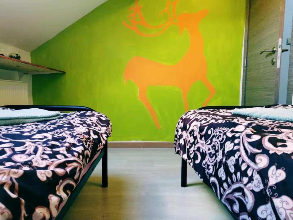 Cozy Rooms With Share The Bathroom And Kitchen Brussel Buitenkant foto